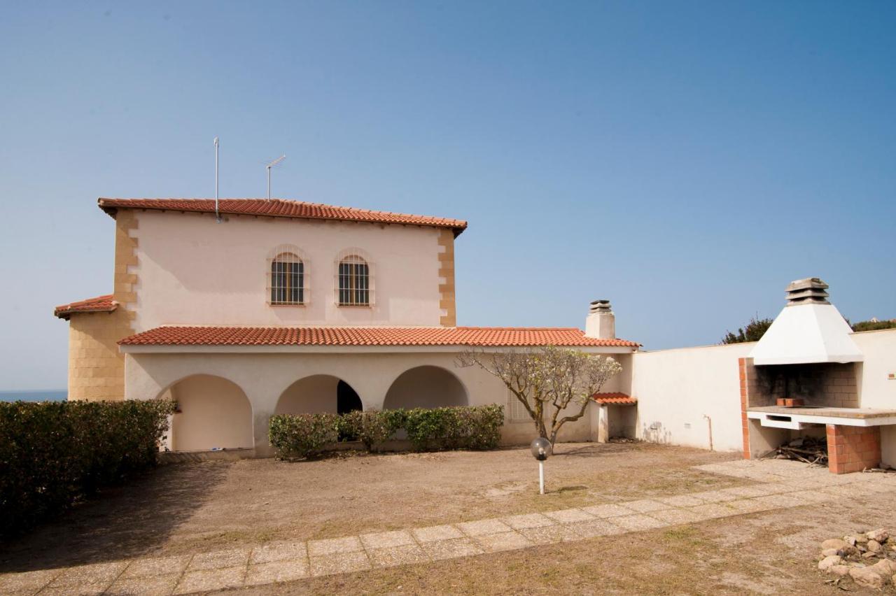 Villa Horus San Giovanni Sinis - Villa Sul Mare Con Grande Giardino Privato سان جيوفاني دي سينيس المظهر الخارجي الصورة